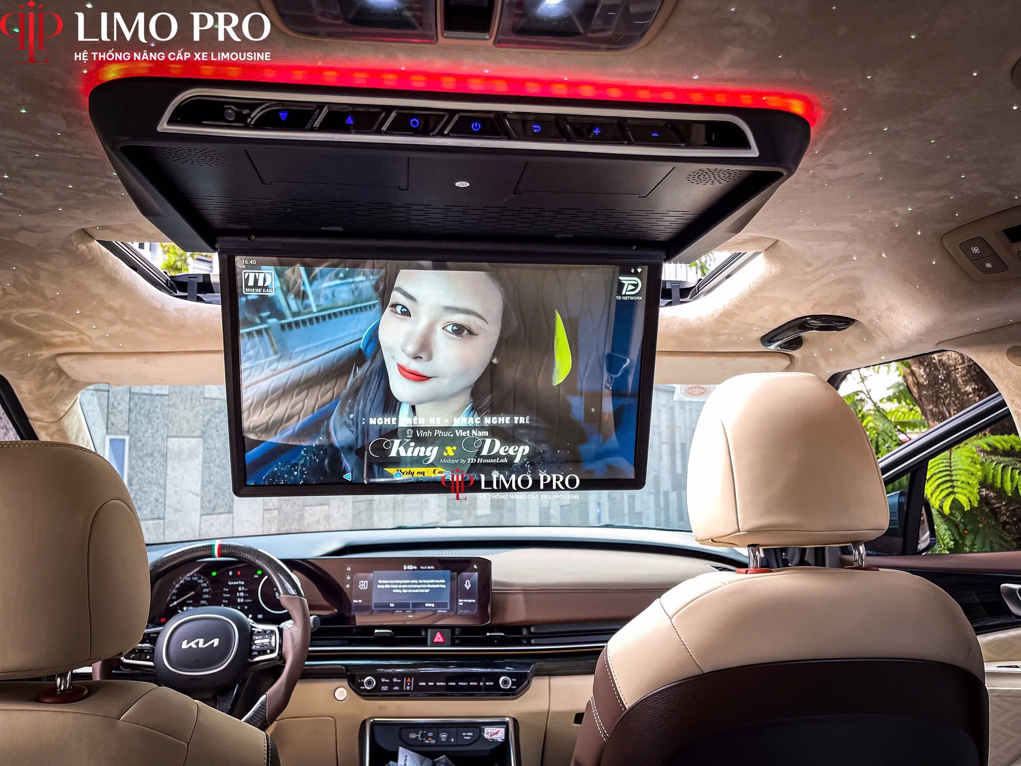 Tích Hợp Hệ Thống Giải Trí Và Tiện Ích Thông Minh Cho Kia Carnival