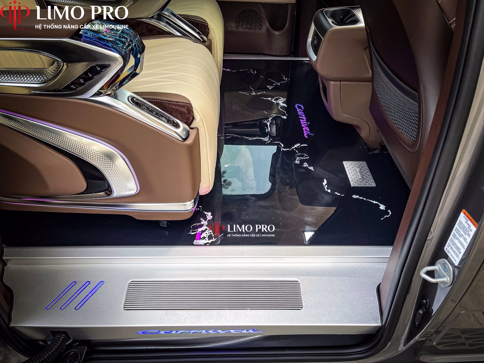 Kiến Tạo Không Gian Sàn Xe Đẳng Cấp