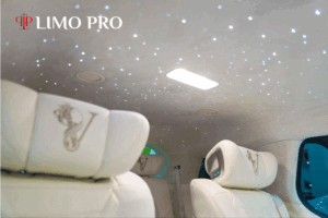 Kia Carnival Độ Trần Sao Và Hệ Thống Đèn LED Hiện Đại Sang Trọng