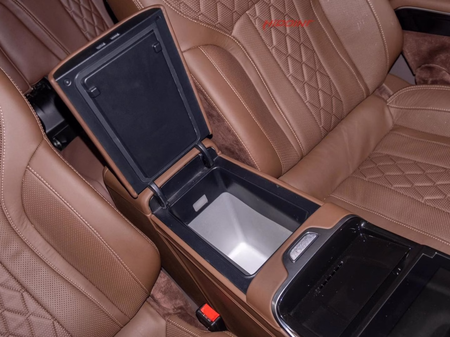 Ghế Limousine HiPoint HP02 5 4 2