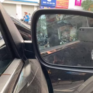 Phân Tích Các Nguyên Nhân Chính Gây Ra Tình Trạng Sương Mù Trên Bề Mặt Gương