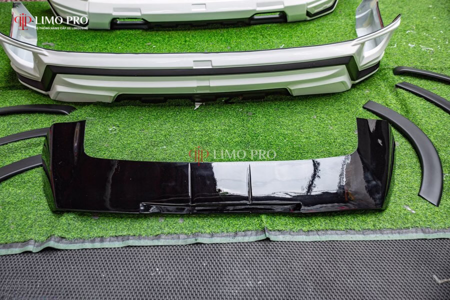 Đuôi gió thể thao Bodykit Victor V1