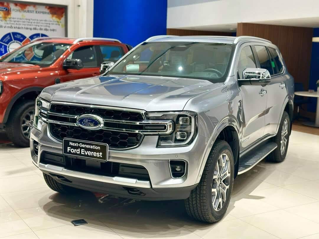 Độ Xe Ford Everest Titanium 2025: Tổng Quan và Xu Hướng