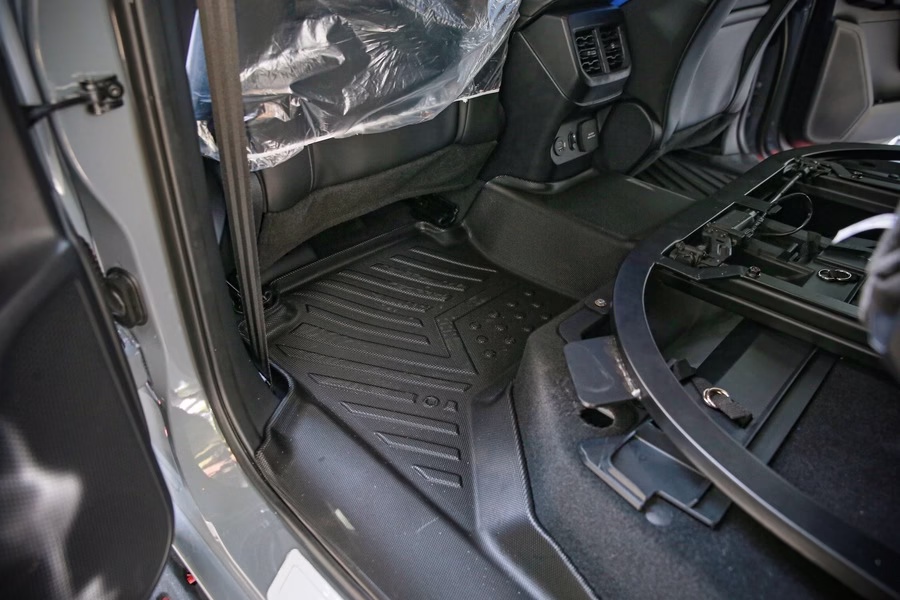 THẢM LÓT SÀN KHUÔN ĐÚC CHO FORD RAPTOR 2023