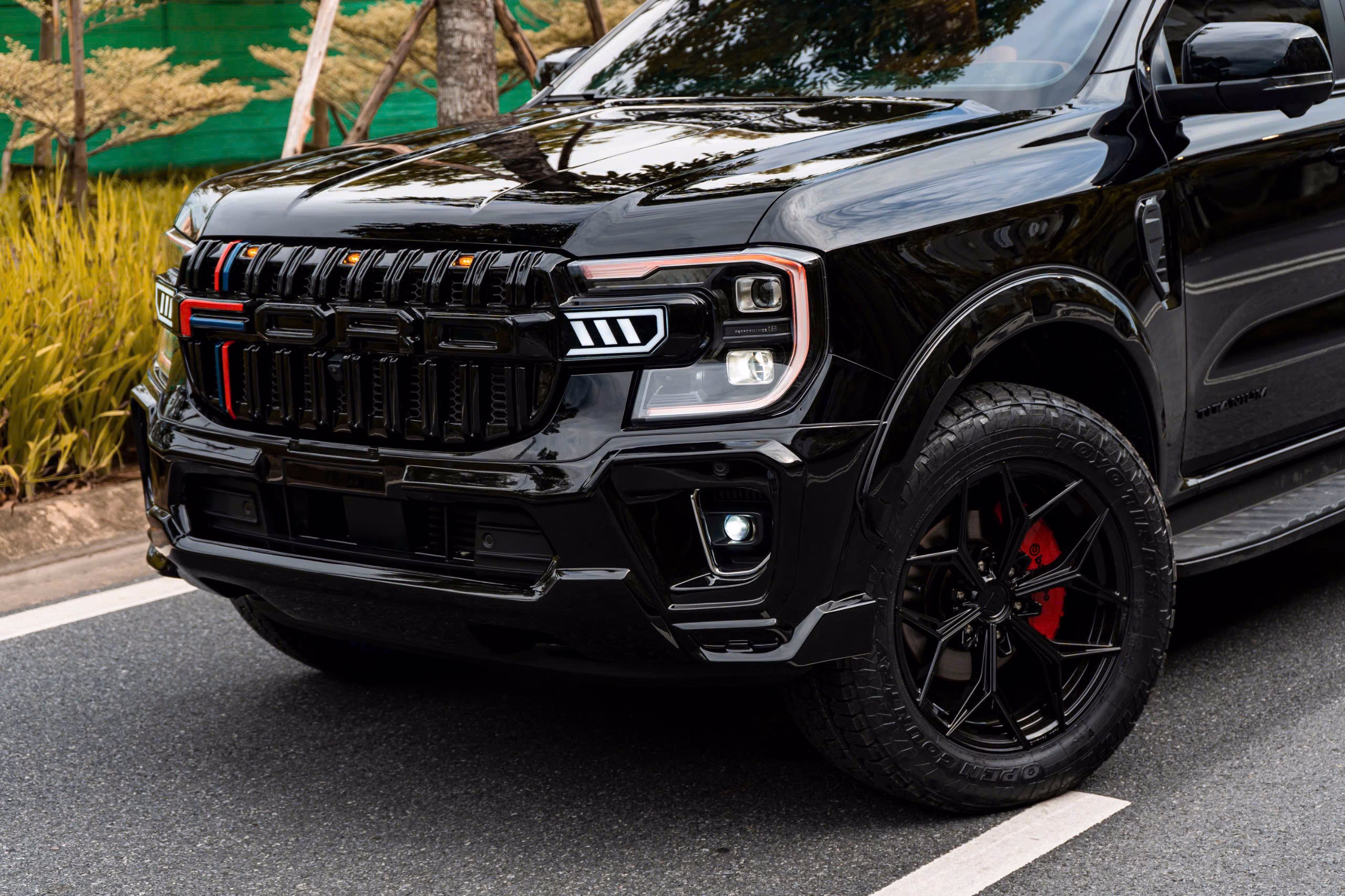 Giới Thiệu Chung Về Bản Nâng Cấp Nhẹ Nhàng Ford Everest