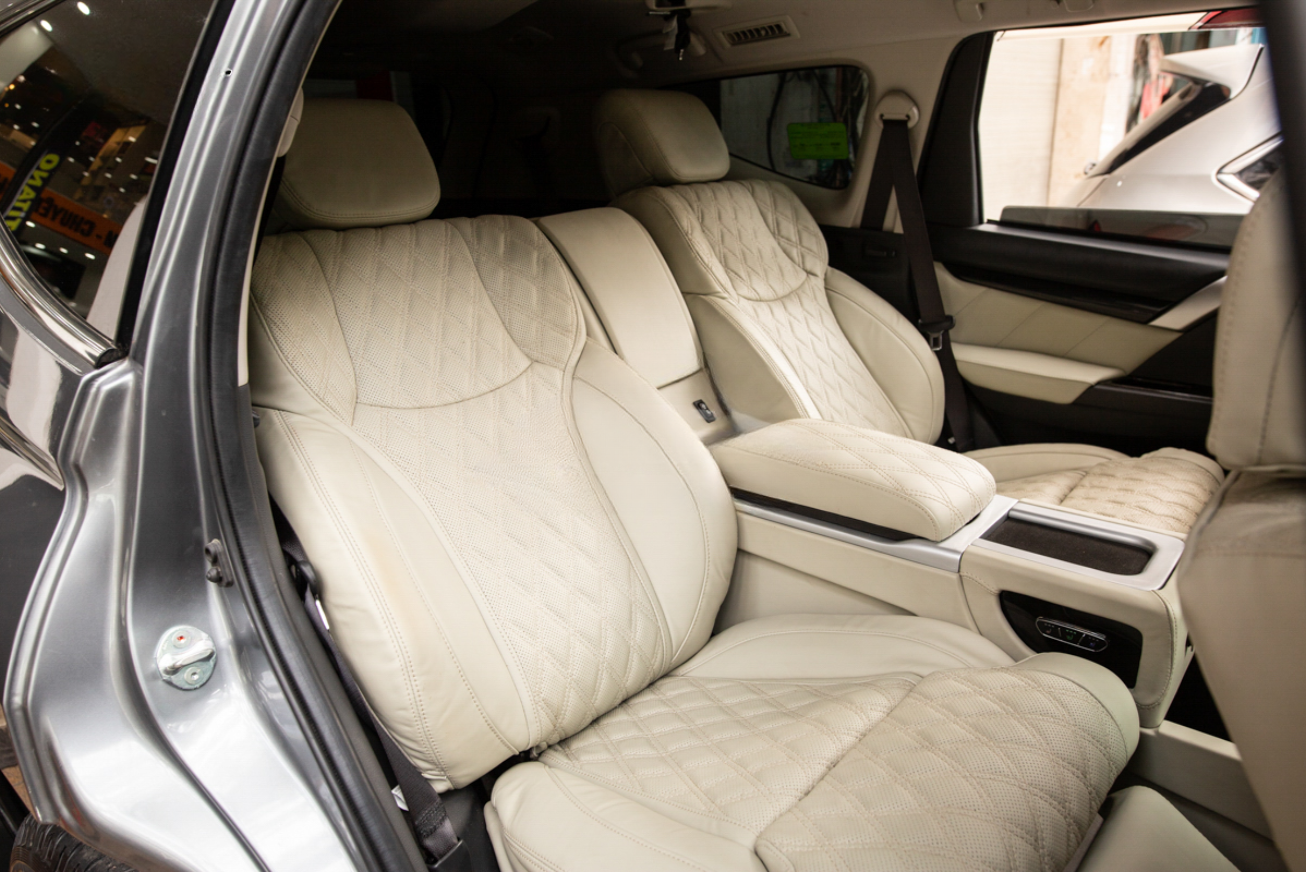 ProAuto.vn – Hệ Sinh Thái Chăm Sóc Xe Toàn Diện