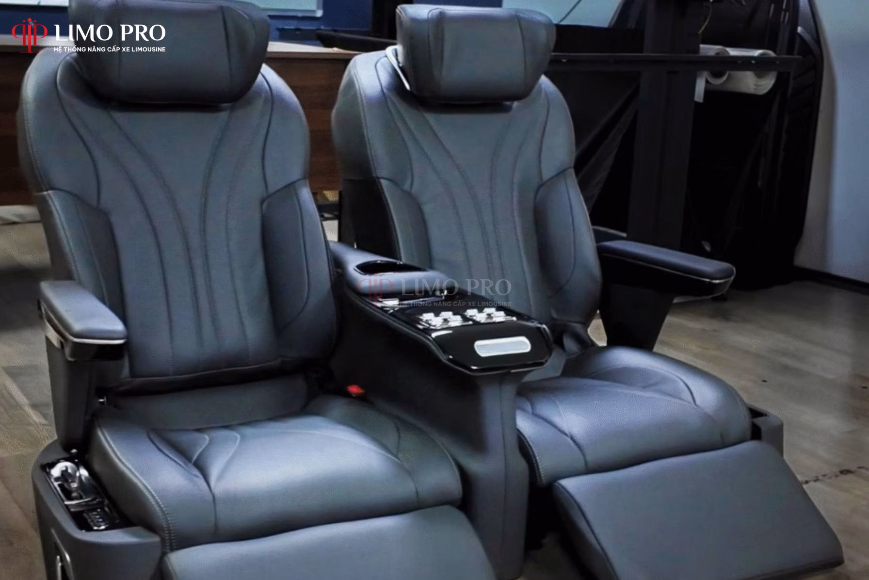 Top mẫu độ ghế limousine TPHN bền bỉ và sang trọng nhất 2026 13 Dòng ghế HiPoint HP06